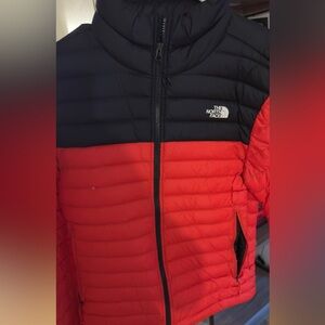 Men’s North Face Down Puffer Size M